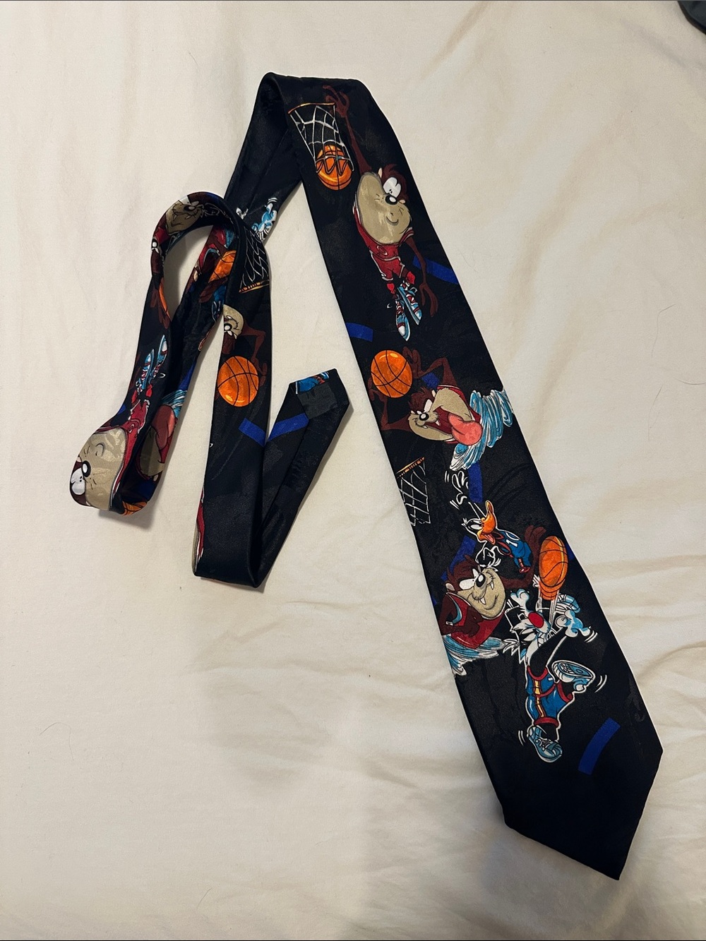 Vintage Looney Tunes Basketball Tie - Warner Bros. 1993